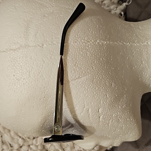 Michael Kors Sunglasses - Picture 5 of 15